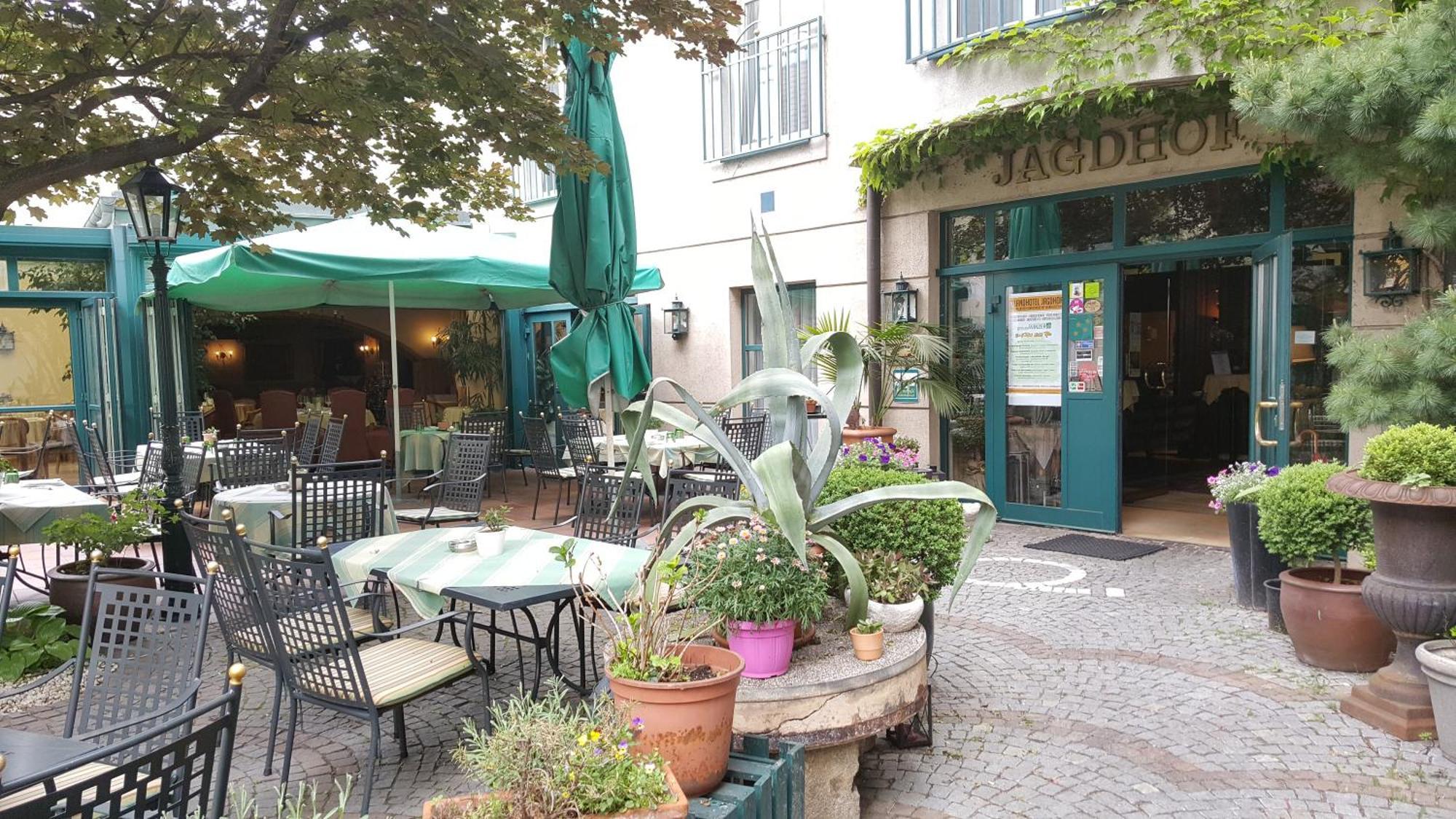 Landhotel Jagdhof Guntramsdorf Bagian luar foto