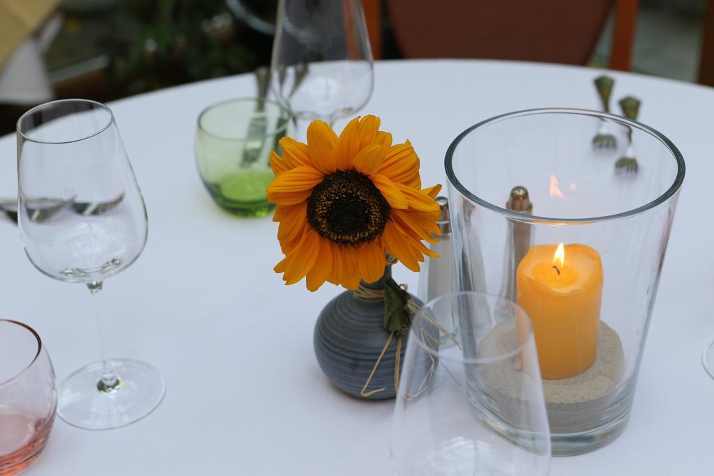 Landhotel Jagdhof Guntramsdorf Bagian luar foto